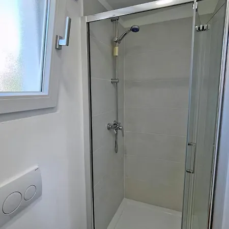 Janice بيت للعطل *