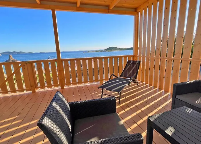 Дом отдыха Janice Пакоштане