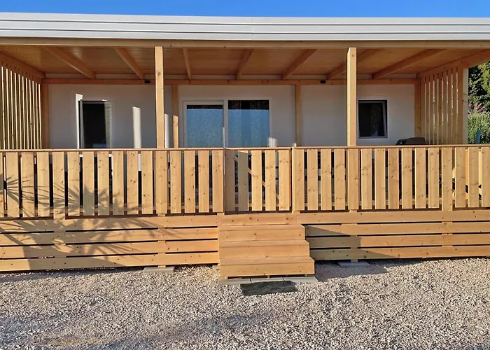 Дом отдыха Janice Пакоштане