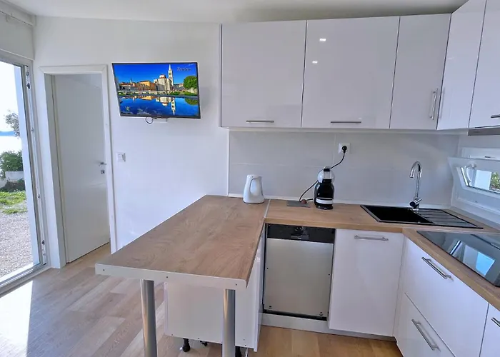 Janice Дом отдыха Пакоштане